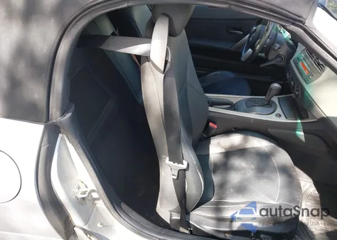 2004 BMW Z4 from USA, damaged, VIN 4USBT53594LU08192